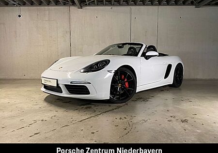 Porsche Boxster (718) S | Sportabgasanlage | Navigation