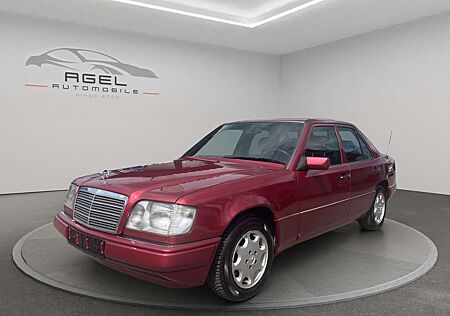 Mercedes-Benz E 220 Schiebedach*LMF 16Zoll*Elektr. Fensterheber*