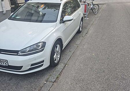 VW Golf Variant Volkswagen 1.6 TDI BlueMotion Technology Comfortline