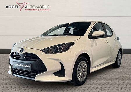 Toyota Yaris 1.5 Hybrid Business Edition +Navi+Kam.+SHZ