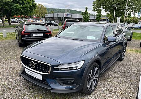 Volvo V60 CC V60 Cross Country B4 AWD Ultimate