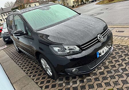 VW Touran Volkswagen 2.0TDI Match BMT AHK-Panorama-Tüv