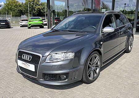 Audi RS4 Avant 4.2 FSI quattro, Sportfahrwerk, Bose