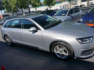 Audi A4 Avant 30 TDI  Automatic