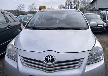 Toyota Verso 1.8 Edition