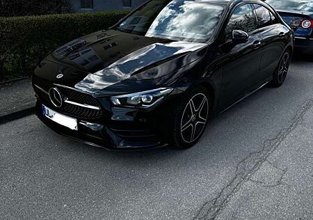 Mercedes-Benz CLA 200 AMG Night Paket