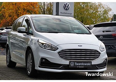 Ford S-Max Titanium Pano AHK Leder Tempomat Kamera
