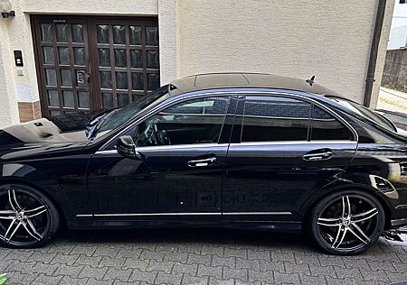 Mercedes-Benz C 350 C350 CDI AMG Sport Plus 19Zoll