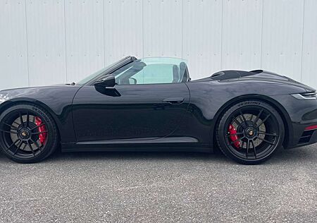 Porsche 992 911 GTS Cabrio NP: 195.000 € Garant. 03/27
