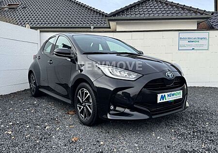 Toyota Yaris Hybrid Team Deutschland Alu SHZ Kamera LED