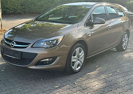 Opel Astra J Sports Tourer Edition*KLIMA*8-FACH*TOP*