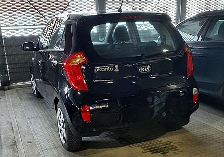 Kia Picanto 1.0 Fifa World Cup Edition