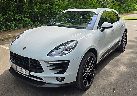 Porsche Macan S, Pano, SHZ, AHK, Luftfed., PAS,TÜV neu