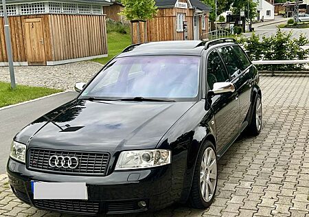 Audi S6 Avant 4.2 quattro