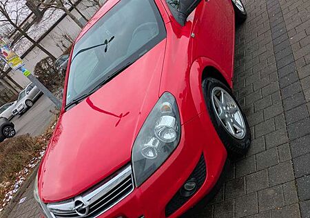 Opel Astra Fließheck 5-Türer 1.6 Selection 110
