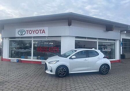 Toyota Yaris Hybrid Team Deutschland