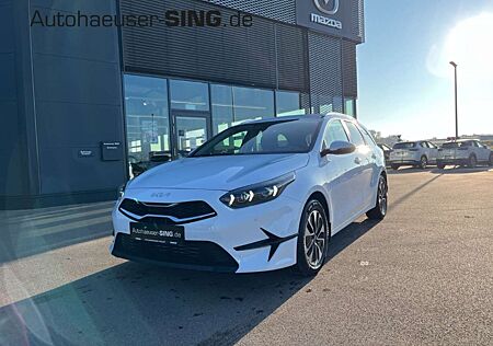 Kia XCeed Ceed SW / cee'd SW Kombi Automatik Navi SHZ Kamera AppleCar