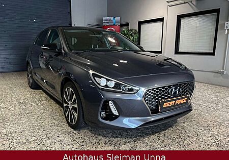 Hyundai i30 Intro/Klima/Navi/Kamera/Alu/Sitzh./Lenkh.