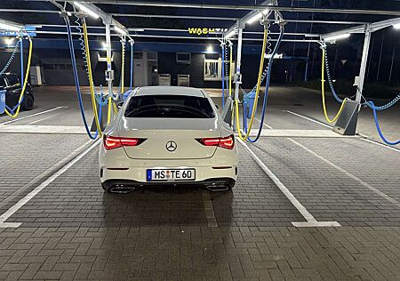 Mercedes-Benz CLA 180 7G-DCT AMG Line