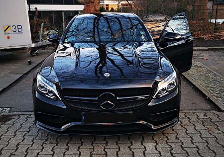 Mercedes-Benz C 63 AMG (205.086)