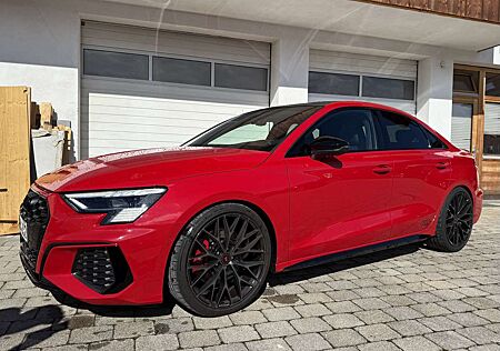 Audi S3 TFSI Limousine quattro S tronic / Pano, Kamera