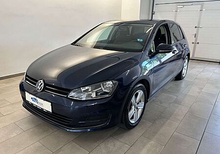 VW Golf Volkswagen VII Lim. Comfortline BMT