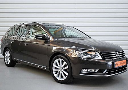 VW Passat Variant Volkswagen Passat Highline+1.Hand+Bi-Xenon+Navi+Totwinkel