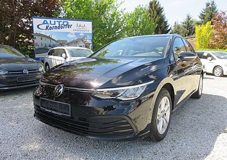 VW Golf Volkswagen VIII Lim. 1.0 TSI Life
