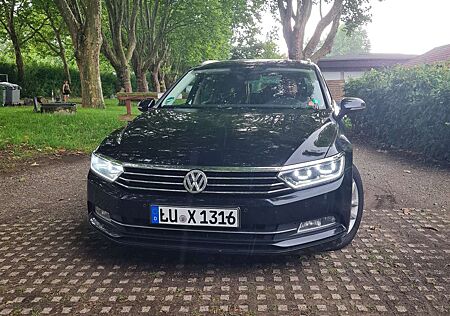 VW Passat Variant Volkswagen Diesel 2.0 TDI DSG (BlueMotion Tech