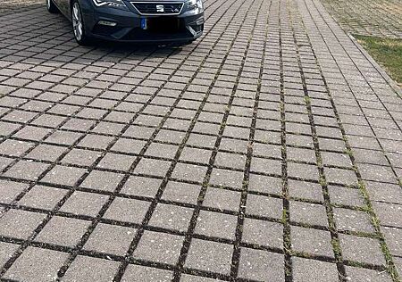 Seat Leon ST ST 1.5 TSI OPF FR Black Matt Edition