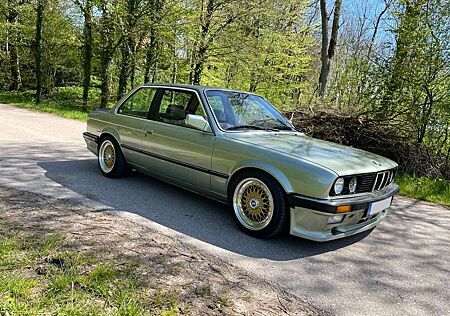 BMW 320 i