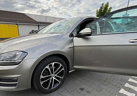 VW Golf Volkswagen 1.4 TSI BlueMotion Technology Edition