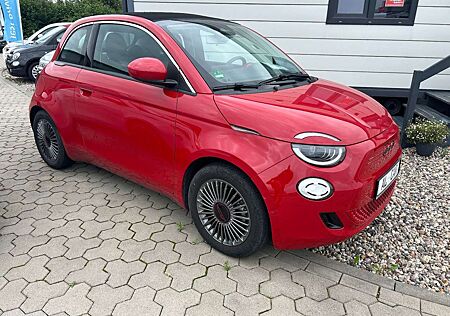 Fiat 500E Red - Cabrio - schwarzes Dach