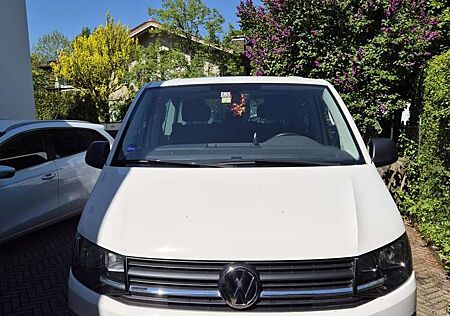 VW T6 Multivan Volkswagen Multivan KurzTrendline