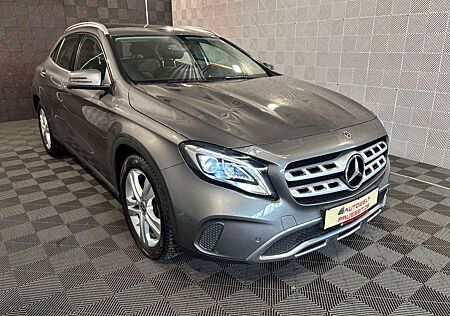 Mercedes-Benz GLA 180 *URBAN*LED-R.KAM-TEMPO-PDC-SHZ-ST&GO-LM18