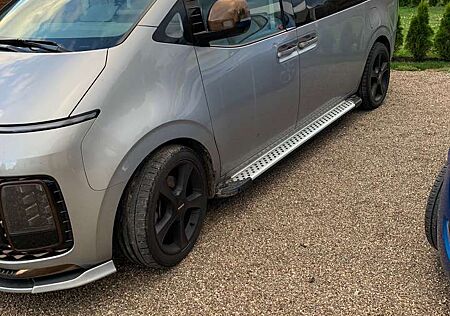 Hyundai Staria 2.2 CRDi Signature