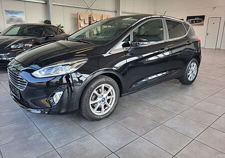 Ford Fiesta Titanium/Winterpaket/ALU/LED