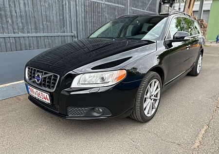 Volvo V70 Kombi 2.4,Leder,Bi-Xenon,Automatik,Scheckh.