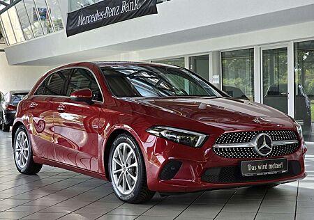 Mercedes-Benz A 200 Progressive AHK+MULTIBEAM+KAMERA+NAVI+MBUX