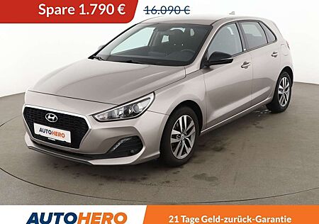 Hyundai i30 1.6 CRDi YES!*NAVI*TEMPO*CAM*PDC*SHZ*