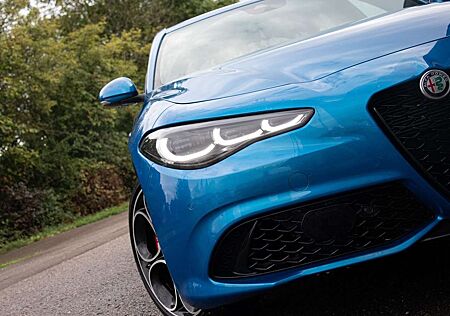 Alfa Romeo Giulia Competizione MY23 2.0 Q4 vom AR Vertragshändler
