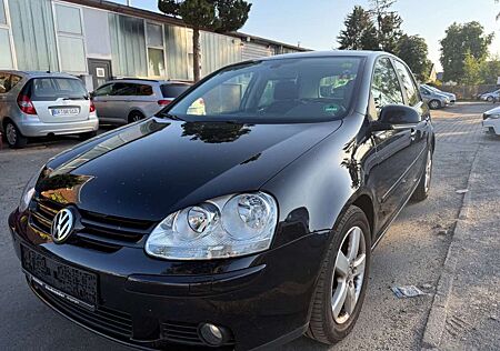 VW Golf Volkswagen 1.9 TDI DSG UNITED/SCHECKHEFT/1.HAND