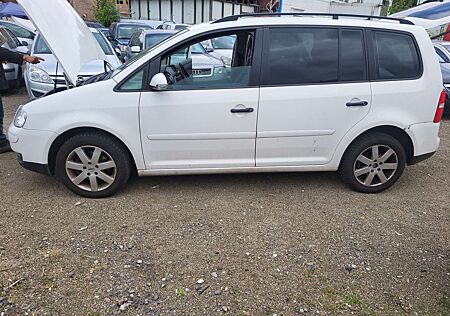 VW Touran Volkswagen 1.9 TDI Conceptline
