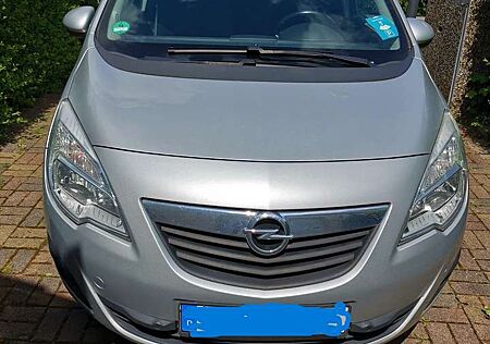 Opel Meriva 1.7 CDTI Automatik 150 Jahre