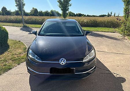 VW Golf Volkswagen 7 1.6 TDI DSG Join Navi LED