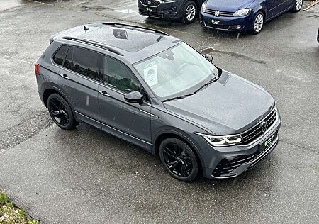 VW Tiguan Volkswagen R-Line 2.0 TDI 4MOTION LED AHK PANO KAM.