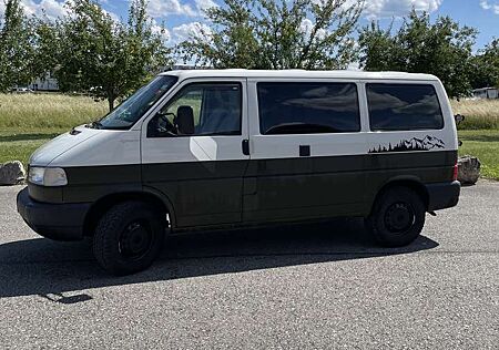 VW T4 Caravelle Volkswagen Syncro, voll ausgebauter Campervan
