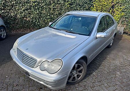 Mercedes-Benz C 220 CDI ELEGANCE