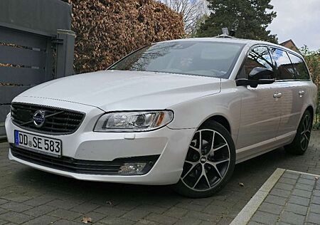 Volvo V70 D5 Geartronic Black Edition