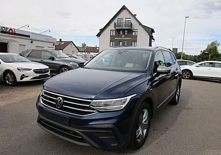 VW Tiguan Allspace Volkswagen Tiguan 2.0 TDI Allspace Life*7-SITZ*LED*NAVI*AHK